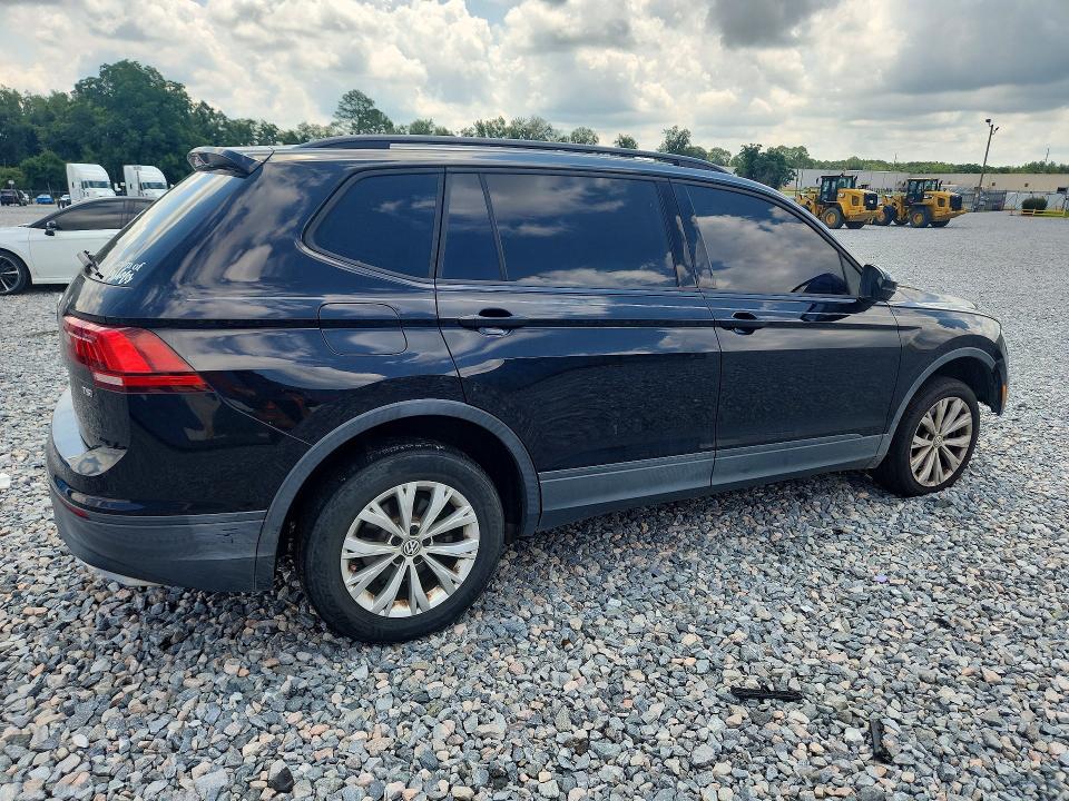 Aukcja sprzedaży 2018 Volkswagen Tiguan, vin: 3VV1B7AX8JM024422, numer aukcji: 59885236