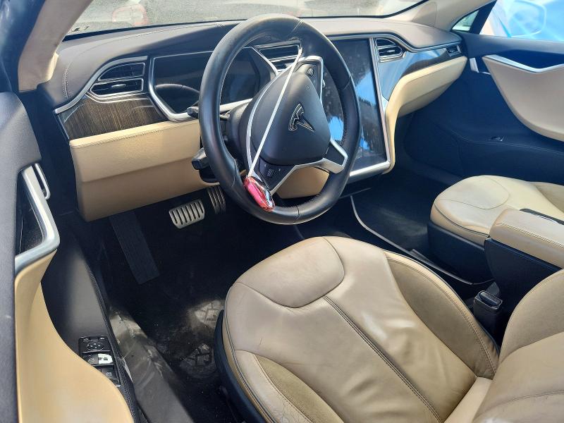60815756 :رقم المزاد ، 5YJSA1DP9DFP13098 vin ، 2013 Tesla Model S مزاد بيع