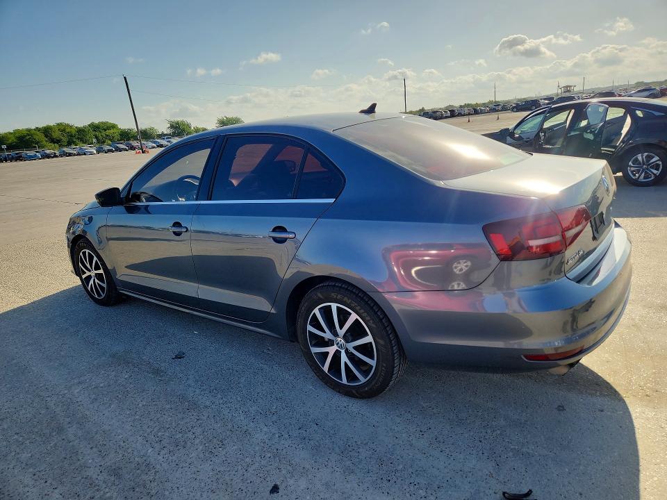 58755926 :رقم المزاد ، 3VWDB7AJ7HM371903 vin ، 2017 Volkswagen Jetta مزاد بيع