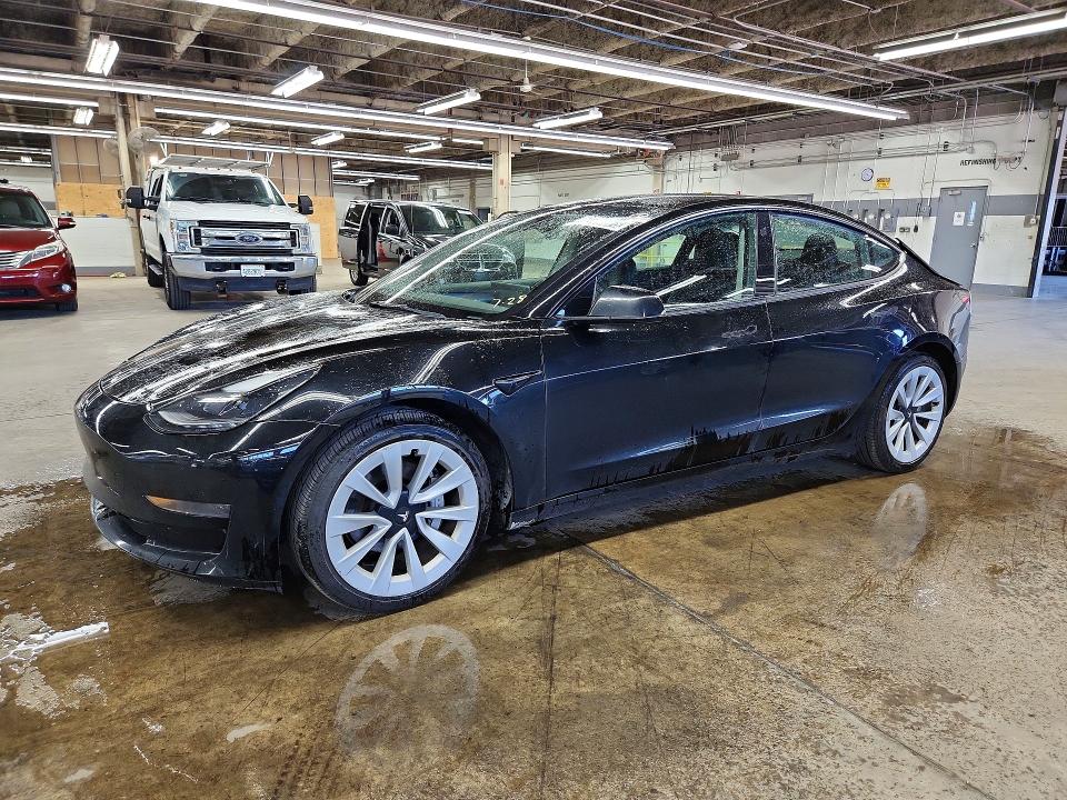Продажа на аукционе авто 2023 Tesla Model 3, vin: 5YJ3E1EA2PF449231, номер лота: 62774826