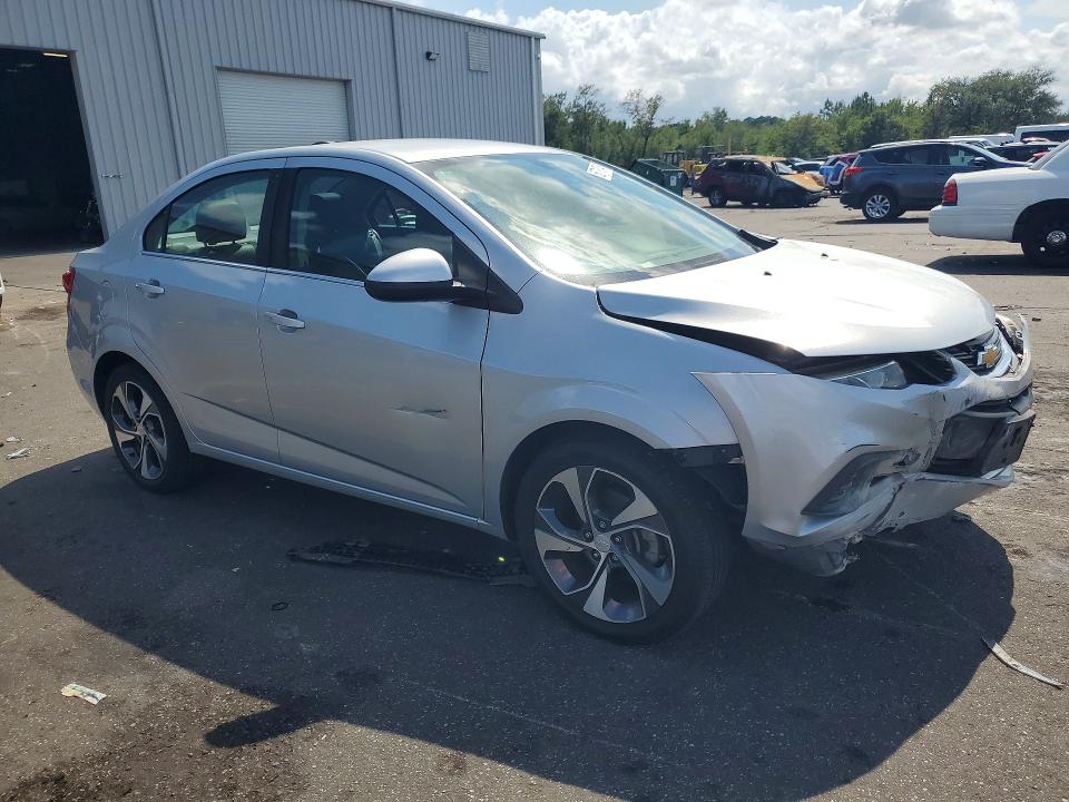 58718746 :رقم المزاد ، 1G1JF5SB2H4138702 vin ، 2017 Chevrolet Sonic مزاد بيع