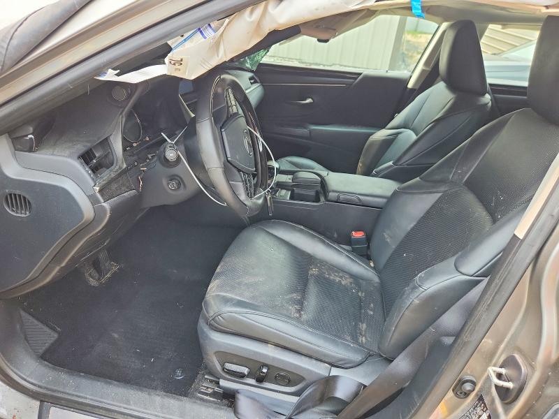 61190236 :رقم المزاد ، 58ABZ1B11KU008408 vin ، 2019 Lexus Es مزاد بيع