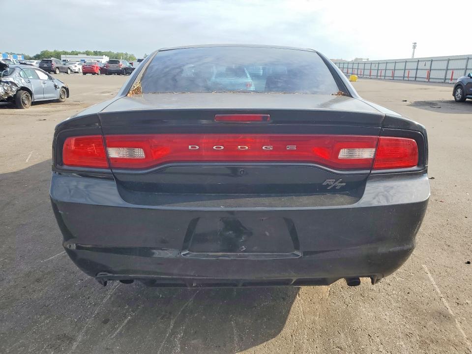 61129736 :رقم المزاد ، 2C3CDXAT8EH239810 vin ، 2014 Dodge Charger مزاد بيع