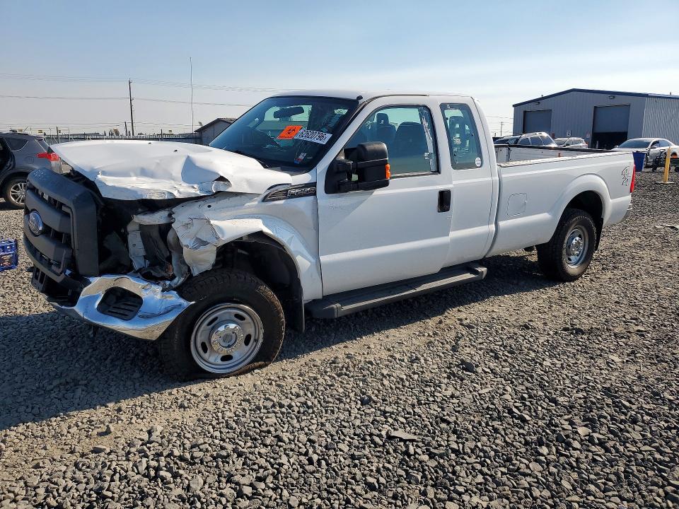 62620796 :رقم المزاد ، 1FT7X2B67GEB05834 vin ، 2016 Ford F250 مزاد بيع