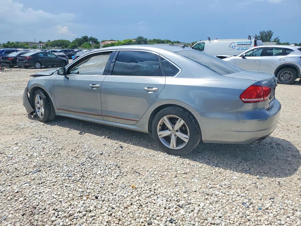 59991026 :رقم المزاد ، 1VWBH7A37DC104733 vin ، 2013 Volkswagen Passat مزاد بيع