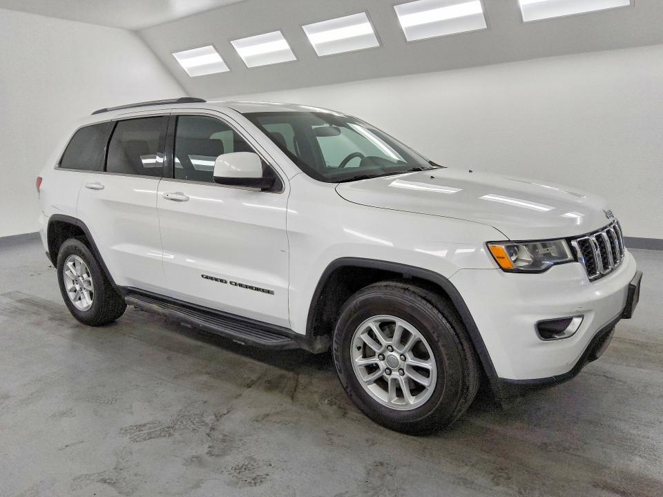 58640066 :رقم المزاد ، 1C4RJFAG0JC189252 vin ، 2018 Jeep Grand Cherokee مزاد بيع