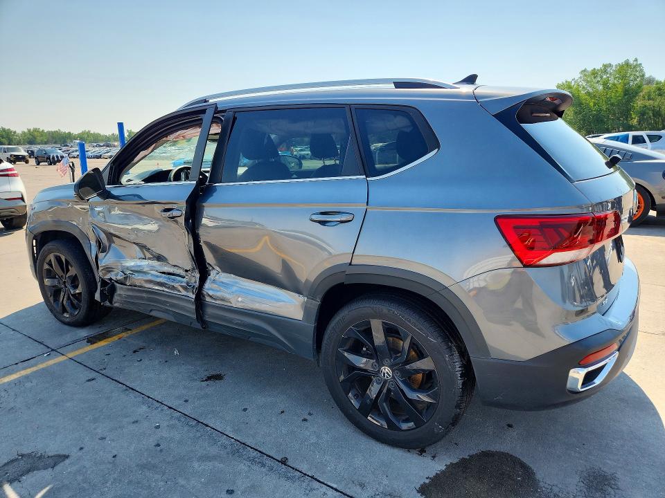 Продажа на аукционе авто 2022 Volkswagen Taos, vin: 3VVPX7B21NM012567, номер лота: 58699986