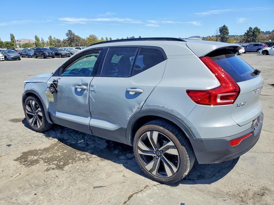 Продажа на аукционе авто 2024 Volvo Xc40, vin: YV4L12UM2R2299864, номер лота: 62699126
