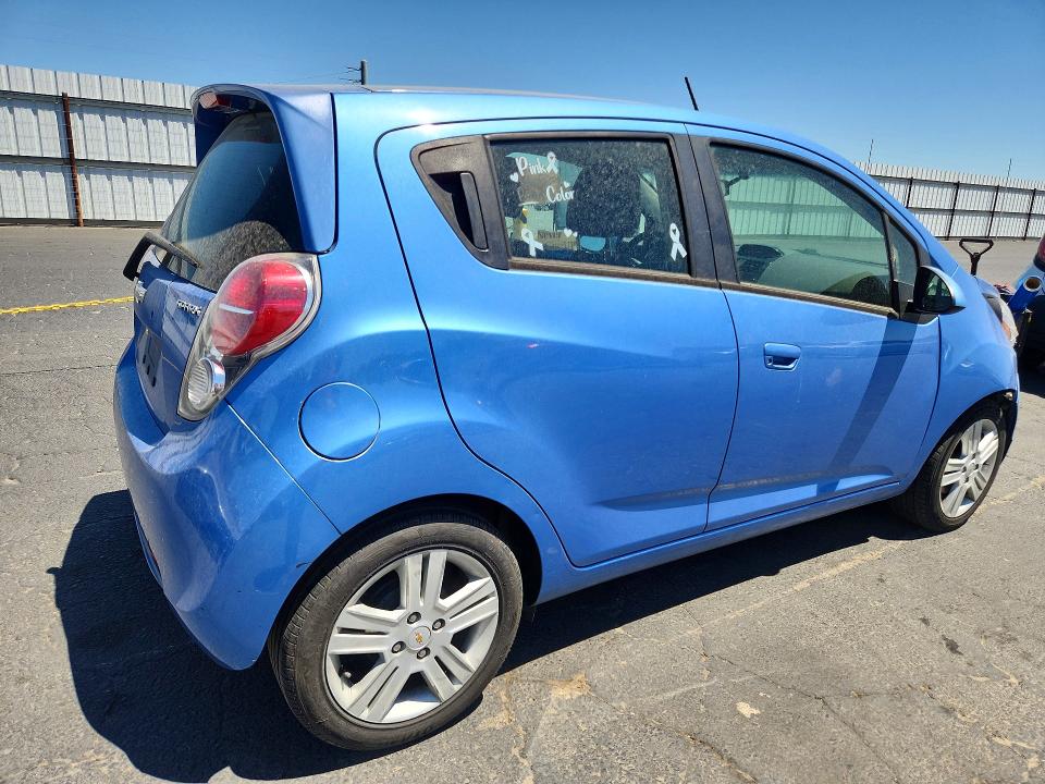 62471486 :رقم المزاد ، KL8CD6S9XFC763370 vin ، 2015 Chevrolet Spark مزاد بيع