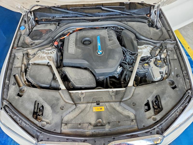59613106 :رقم المزاد ، WBAJA9C59JB249025 vin ، 2018 Bmw 530e مزاد بيع