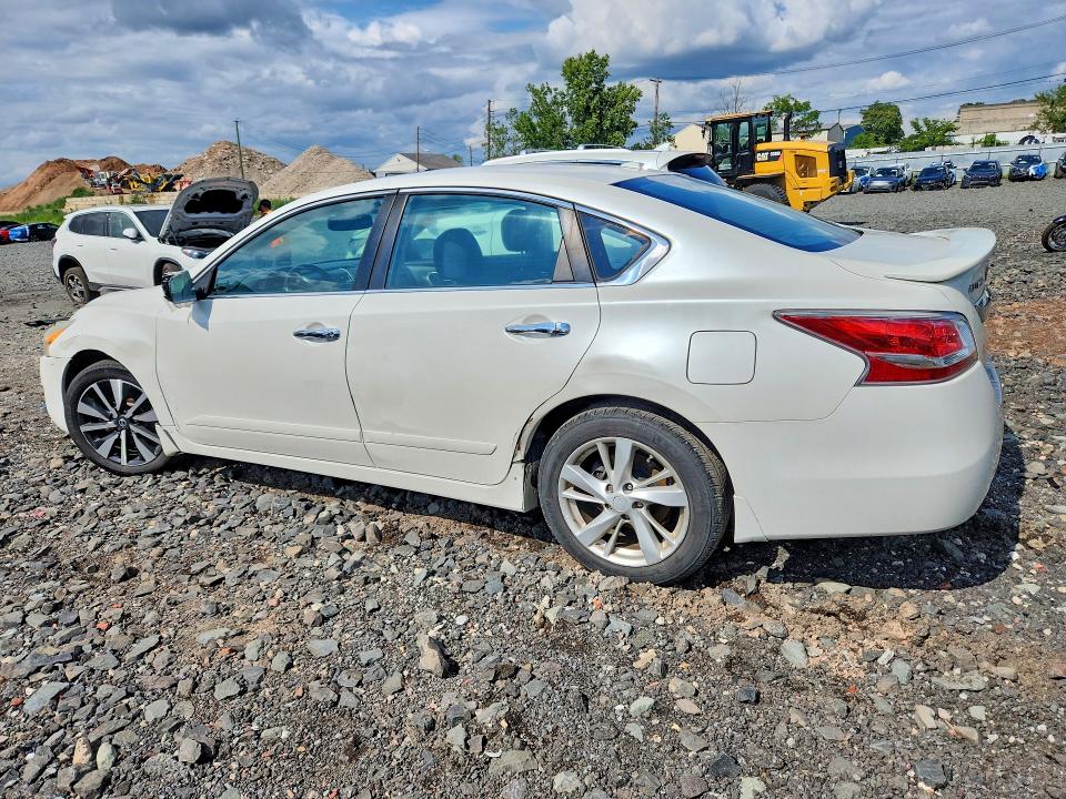 Продажа на аукционе авто 2015 Nissan Altima, vin: 1N4AL3AP9FC598398, номер лота: 62421316