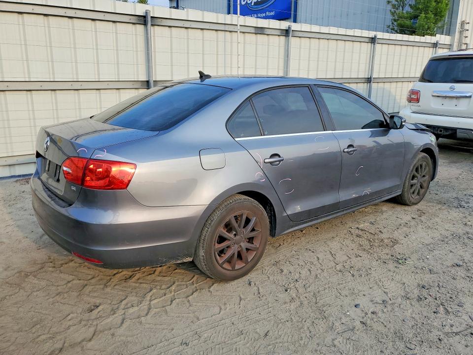 63138666 :رقم المزاد ، 3VWD07AJXEM384632 vin ، 2014 Volkswagen Jetta مزاد بيع