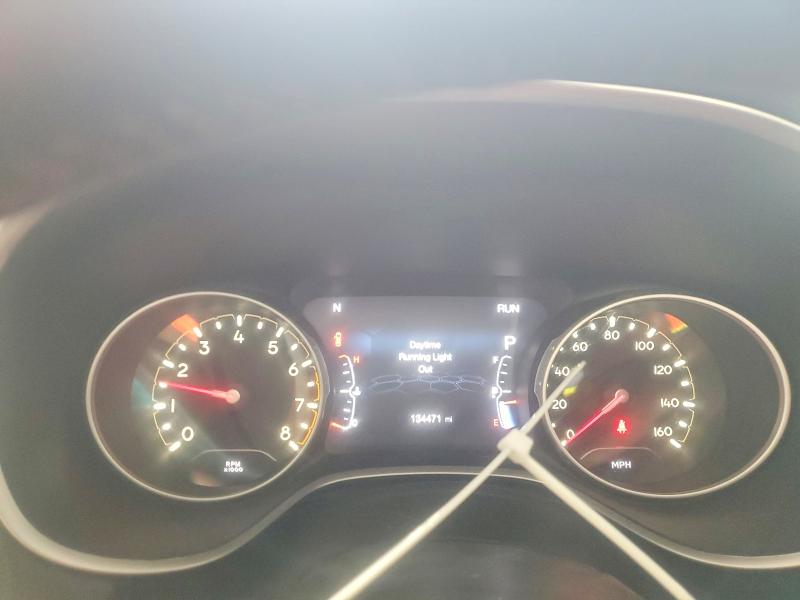 Продаж на аукціоні авто 2018 Jeep Compass, vin: 3C4NJDBB4JT360076, номер лоту: 61689516