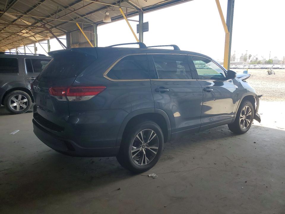 2019 Toyota Highlander მანქანა იყიდება აუქციონზე, vin: 5TDZZRFH0KS349027, აუქციონის ნომერი: 63433016
