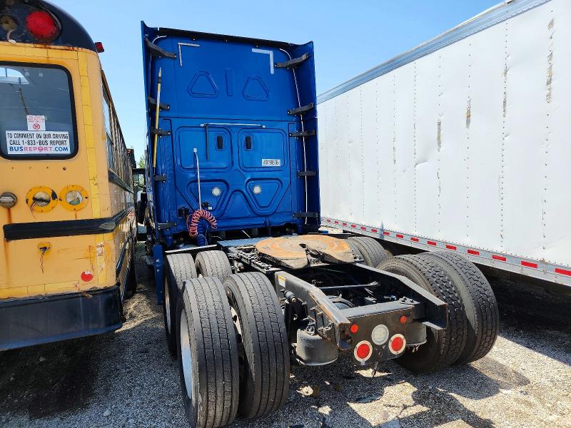 Продаж на аукціоні авто 2020 Freightliner Cascadia 126, vin: 3AKJHHDR0LSKC5695, номер лоту: 60190616