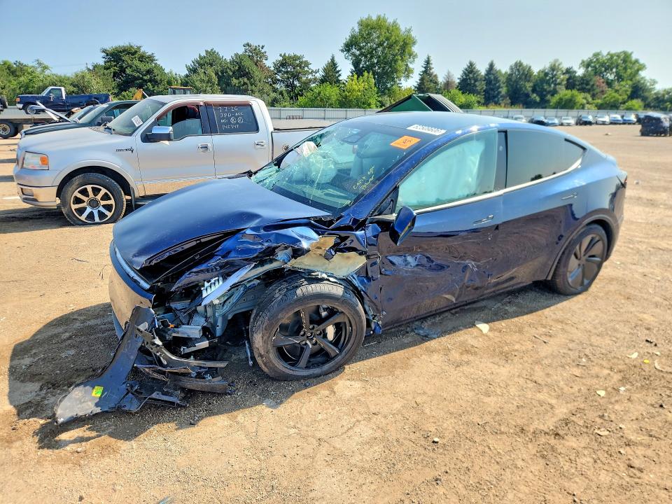 62509606 :رقم المزاد ، 7SAYGDEE6TF656917 vin ، 2026 Tesla Model Y مزاد بيع