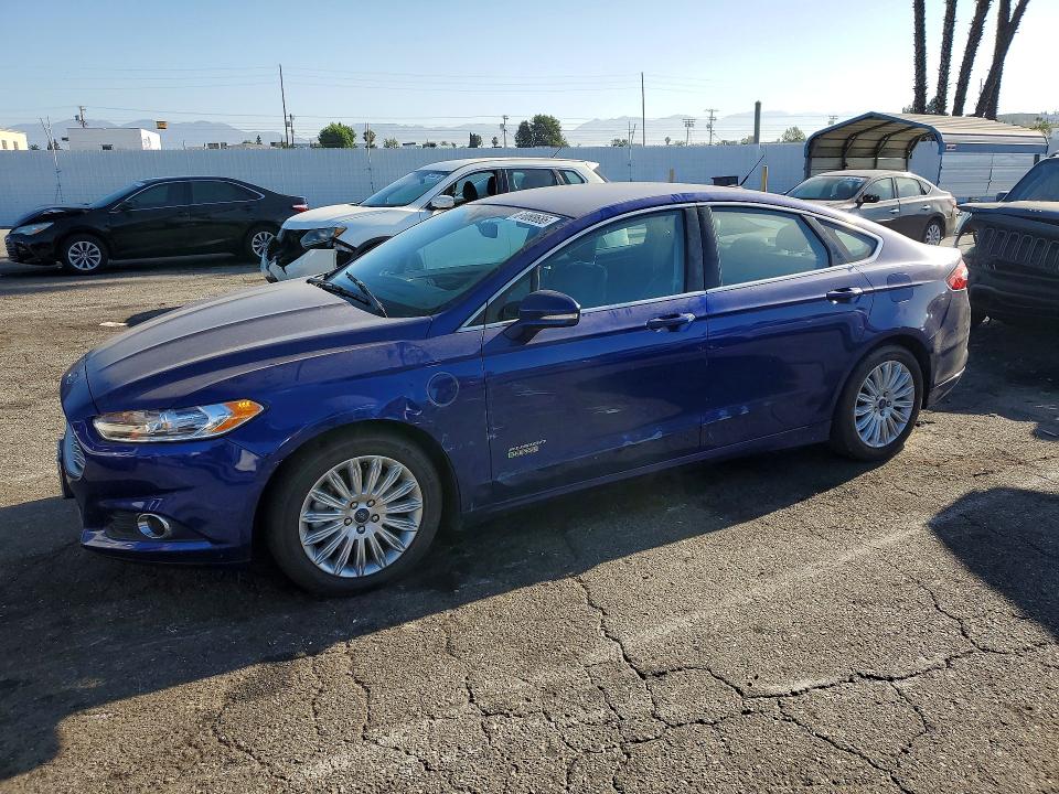 61088686 :رقم المزاد ، 3FA6P0PU2ER298868 vin ، 2014 Ford Fusion مزاد بيع