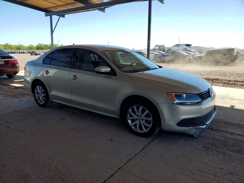 59632546 :رقم المزاد ، 3VWDZ7AJ5BM392333 vin ، 2011 Volkswagen Jetta مزاد بيع