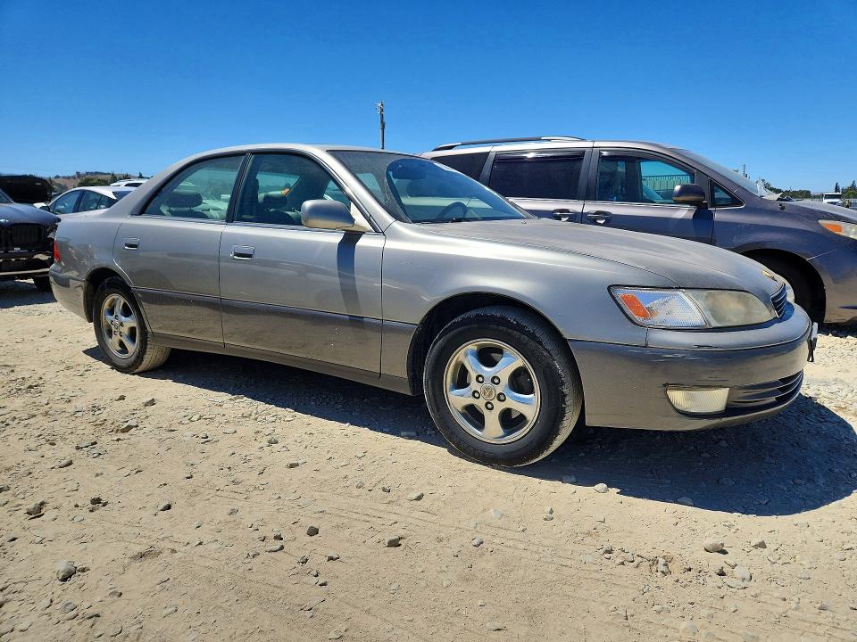 1997 Lexus Es მანქანა იყიდება აუქციონზე, vin: JT8BF22G6V0044541, აუქციონის ნომერი: 63004756