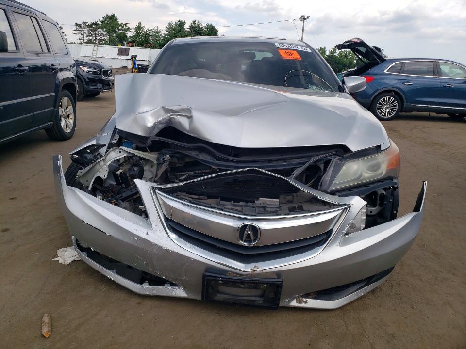 62608216 :رقم المزاد ، 19VDE1F35EE001467 vin ، 2014 Acura Ilx مزاد بيع