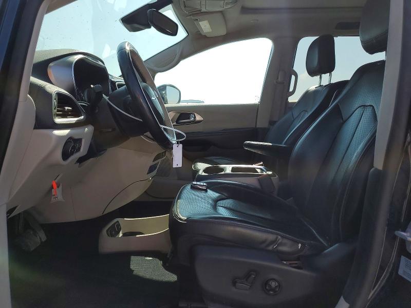 59058166 :رقم المزاد ، 2C4RC1GG8HR778460 vin ، 2017 Chrysler Pacifica مزاد بيع