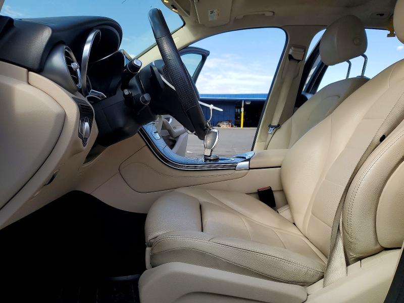 61202336 :رقم المزاد ، WDC0G5EB1KF601883 vin ، 2019 Mercedes-benz Glc مزاد بيع