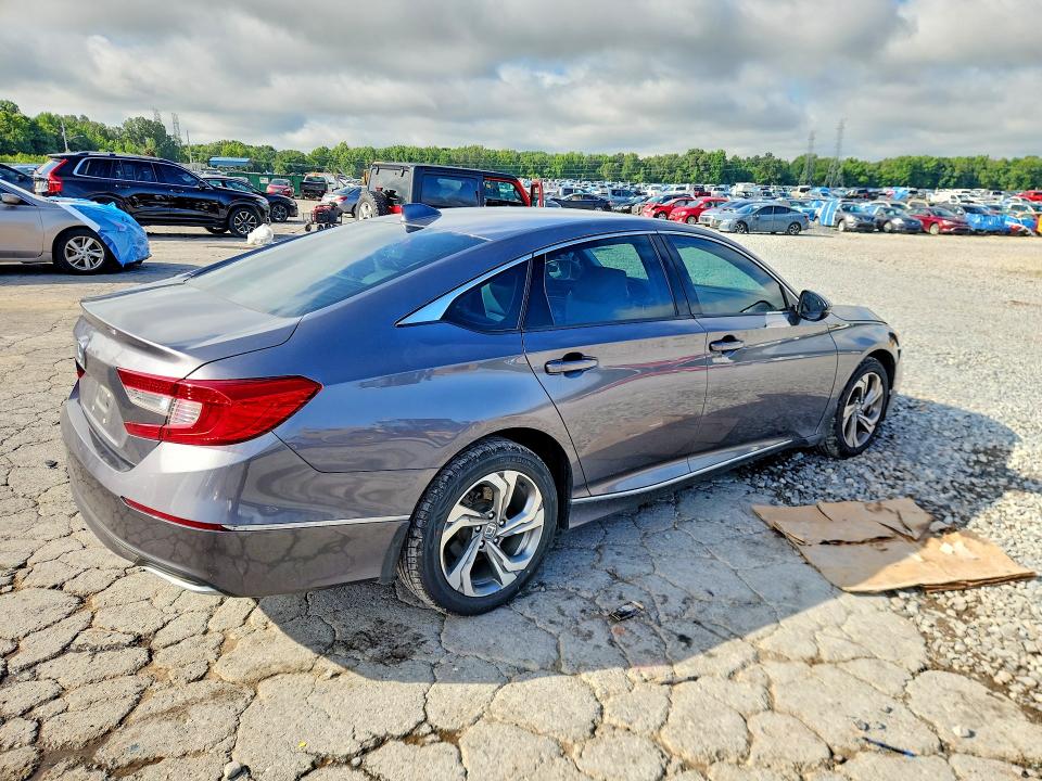 Aukcja sprzedaży 2018 Honda Accord, vin: 1HGCV1F54JA005058, numer aukcji: 61249626