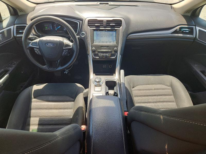 61027226 :رقم المزاد ، 3FA6P0LU5KR143801 vin ، 2019 Ford Fusion مزاد بيع