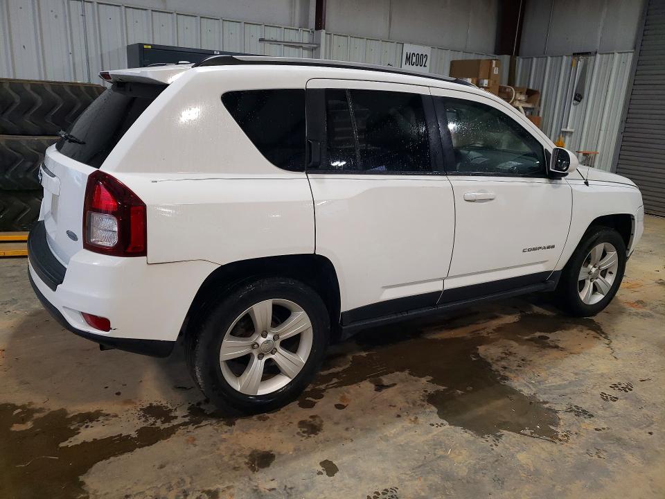 57815376 :رقم المزاد ، 1C4NJDEB1GD765595 vin ، 2016 Jeep Compass مزاد بيع