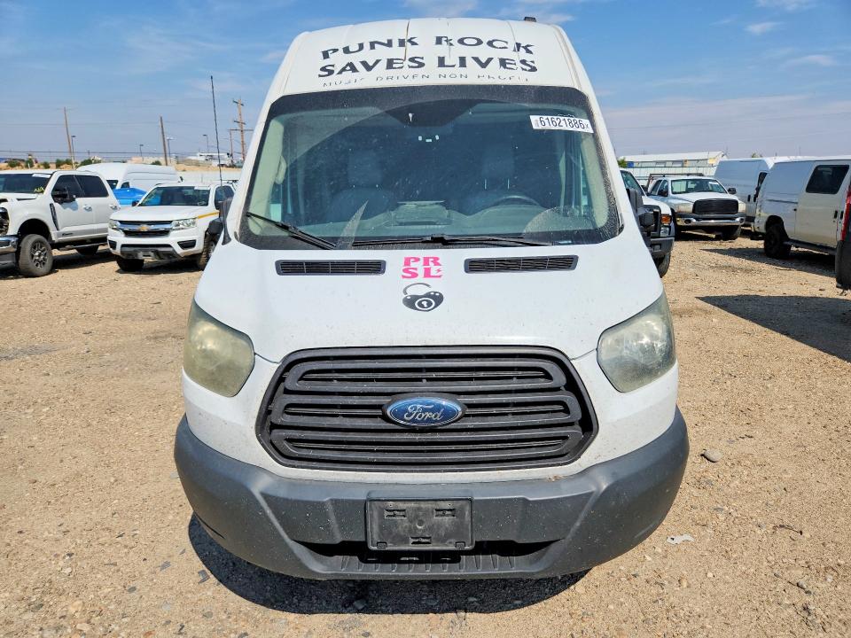 61621886 :رقم المزاد ، 1FTSW3XVXFKA63081 vin ، 2015 Ford Transit مزاد بيع