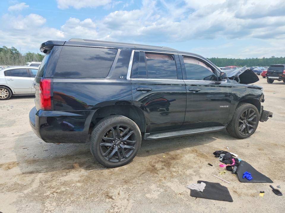 59000886 :رقم المزاد ، 1GNSCBKC1HR125221 vin ، 2017 Chevrolet Tahoe مزاد بيع