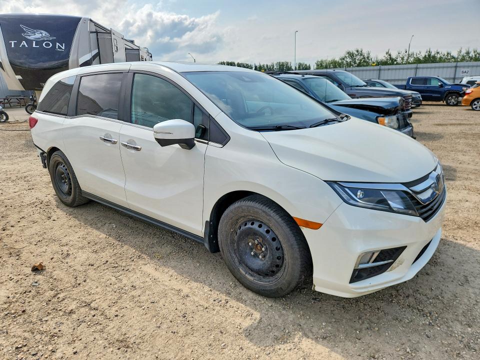 Продажа на аукционе авто 2018 Honda Odyssey, vin: 5FNRL6H66JB510110, номер лота: 59782386