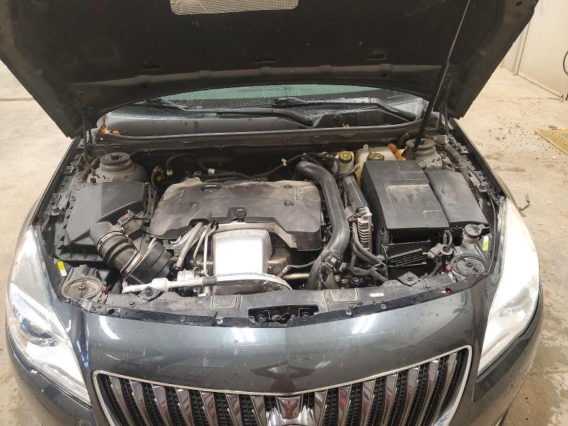 61760186 :رقم المزاد ، 2G4GS5GX7F9153171 vin ، 2015 Buick Regal مزاد بيع