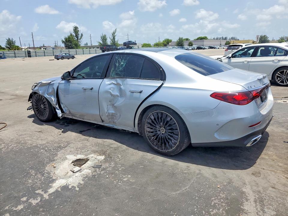 59578326 :رقم المزاد ، W1KLF4HB3RA011788 vin ، 2024 Mercedes-benz E مزاد بيع