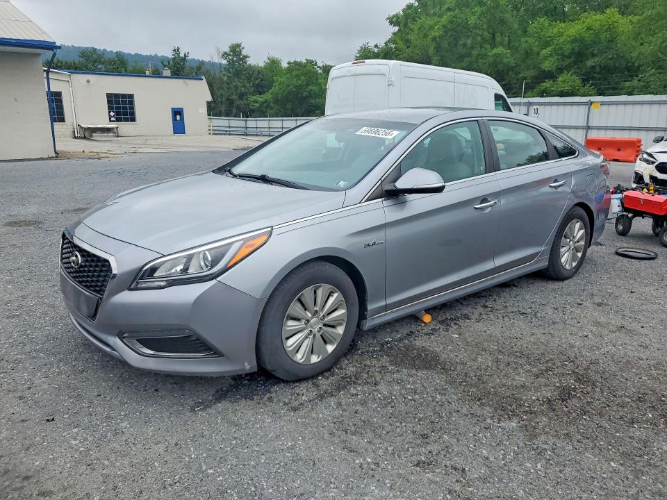 2016 Hyundai Sonata Hybrid მანქანა იყიდება აუქციონზე, vin: KMHE24L10GA015352, აუქციონის ნომერი: 59696256