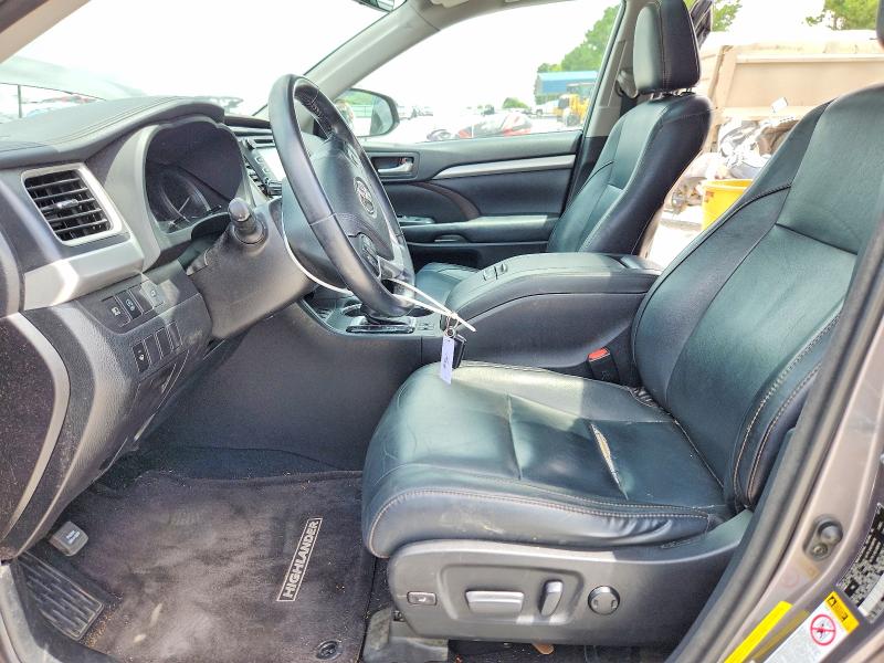 2017 Toyota Highlander მანქანა იყიდება აუქციონზე, vin: 5TDJZRFH7HS450006, აუქციონის ნომერი: 60940256