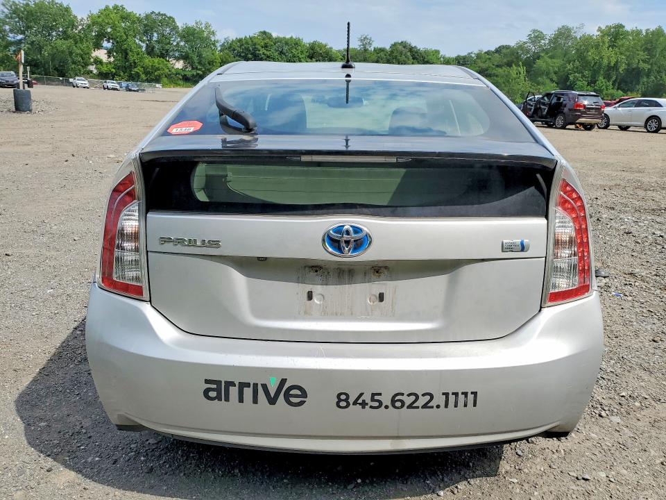60681806 :رقم المزاد ، JTDKN3DU3E0362145 vin ، 2014 Toyota Prius مزاد بيع