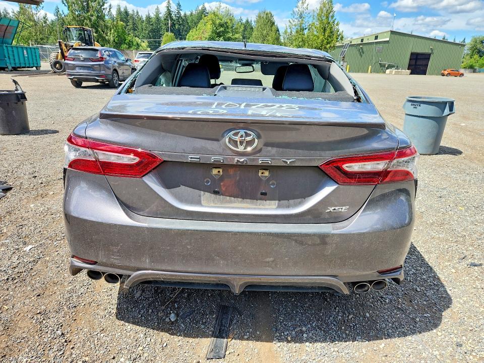 55732186 :رقم المزاد ، 4T1K61AK1LU390578 vin ، 2020 Toyota Camry مزاد بيع