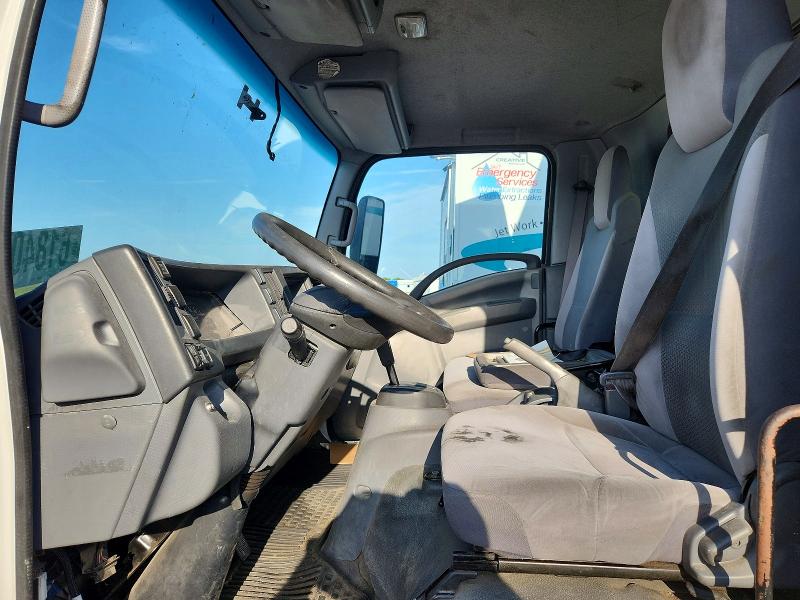 61840526 :رقم المزاد ، 54DC4W1C6JS801224 vin ، 2018 Isuzu Npr Hd مزاد بيع