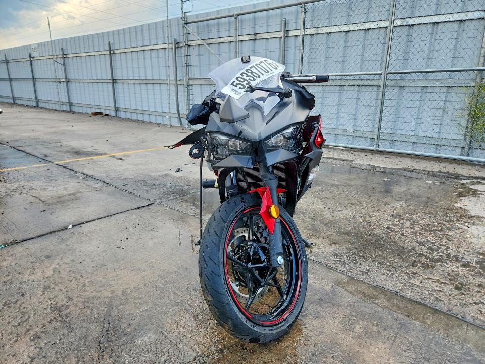 Auction sale of the 2025 Kawasaki Ex500, vin: ML5EXGG14SDA41278, lot number: 59387076