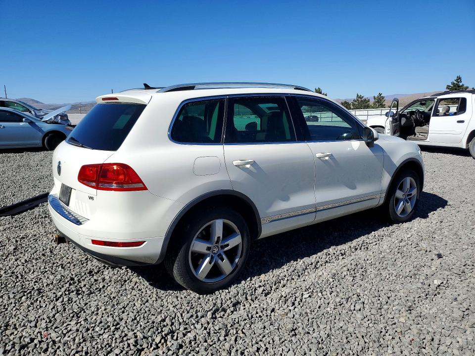 Aukcja sprzedaży 2011 Volkswagen Touareg, vin: WVGFF9BP8BD004733, numer aukcji: 60517936