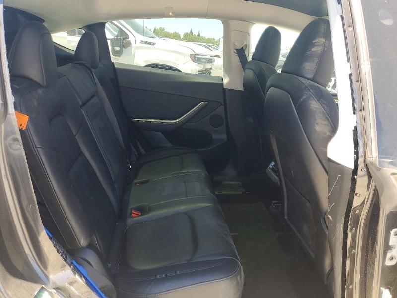 60656596 :رقم المزاد ، 7SAYGDED9RF118244 vin ، 2024 Tesla Model Y مزاد بيع