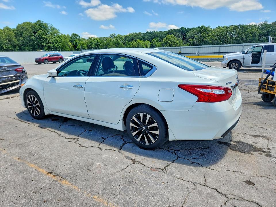59253186 :رقم المزاد ، 1N4AL3AP0HC490707 vin ، 2017 Nissan Altima مزاد بيع