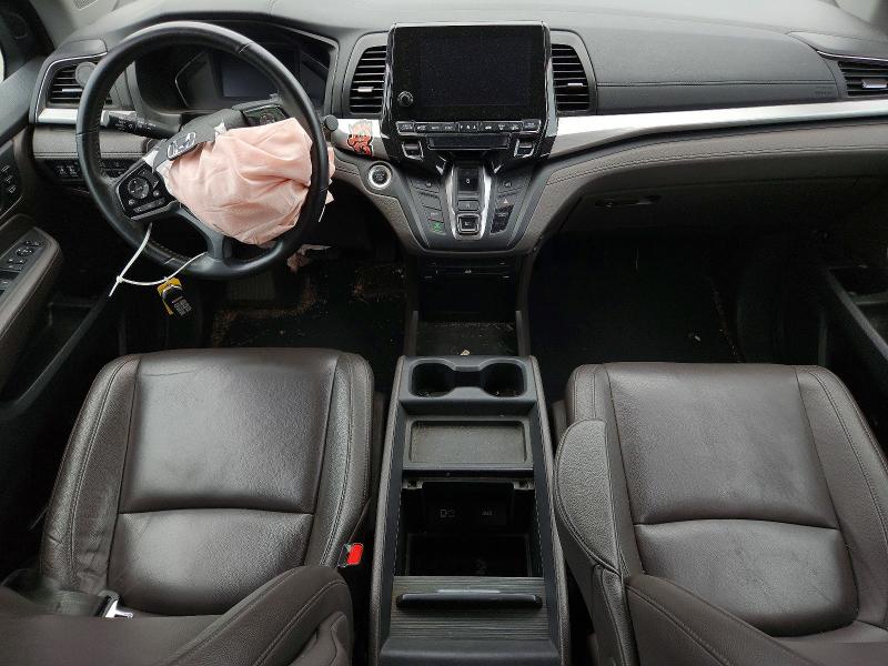 60119926 :رقم المزاد ، 5FNRL6H77JB094528 vin ، 2018 Honda Odyssey مزاد بيع