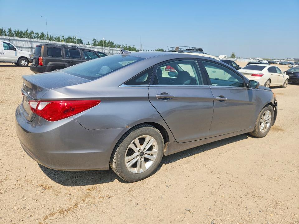 2013 Hyundai Sonata მანქანა იყიდება აუქციონზე, vin: 5NPEB4ACXDH754113, აუქციონის ნომერი: 61162676