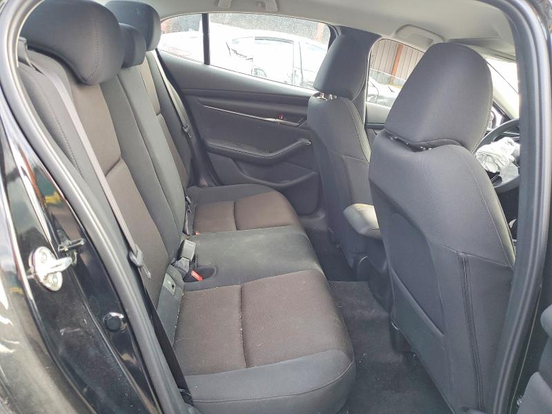 60236036 :رقم المزاد ، JM1BPAAL4M1344854 vin ، 2021 Mazda 3 مزاد بيع