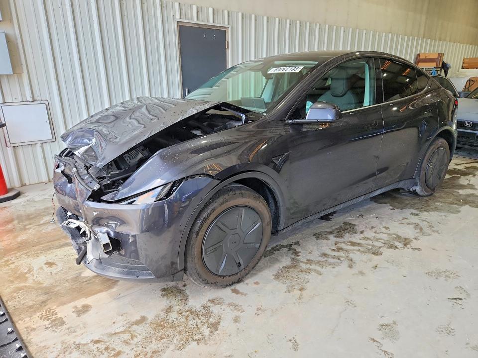 60282196 :رقم المزاد ، 7SAYGDEE0TA686296 vin ، 2026 Tesla Model Y مزاد بيع