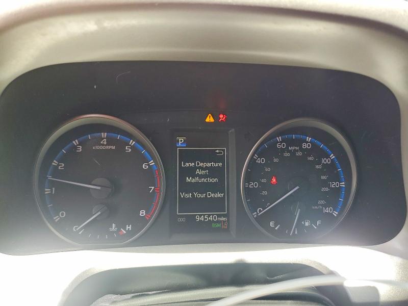 60308776 :رقم المزاد ، 2T3WFREV0JW465621 vin ، 2018 Toyota Rav4 مزاد بيع