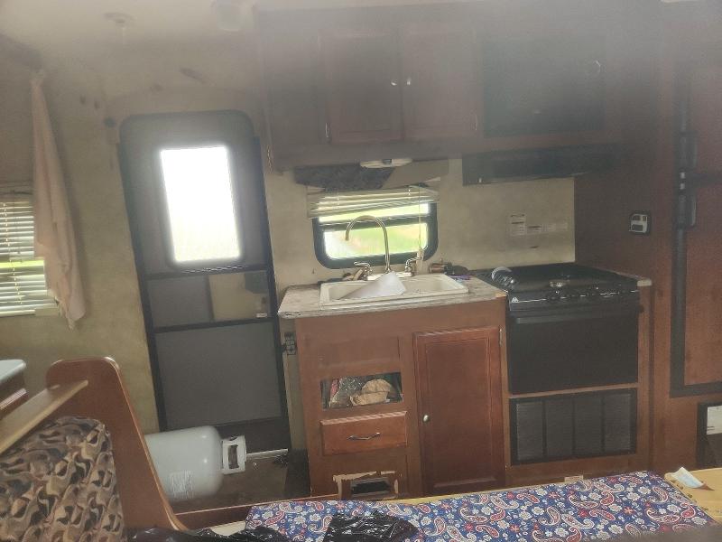 Auction sale of the 2015 Gulf Stream Breeze, vin: 1NL1XTL25F1031689, lot number: 61767526