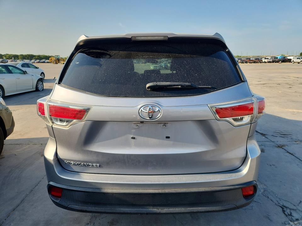 Продаж на аукціоні авто 2016 Toyota Highlander, vin: 5TDZARFH9GS023158, номер лоту: 63174206
